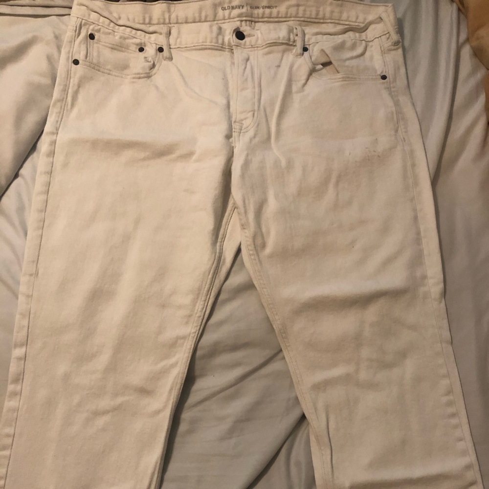 White Slim Old Navy Jeans. 42x30